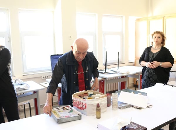 Ebru Sanatçısı Salih ELHAN deneyimlerini öğrencilerimizle paylaşmıştır.