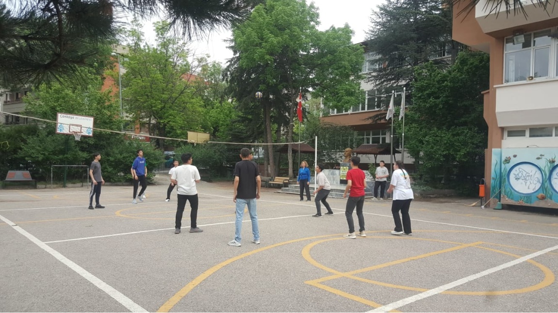 Sınıflar Arası Voleybol Turnuvası Tamamlandı
